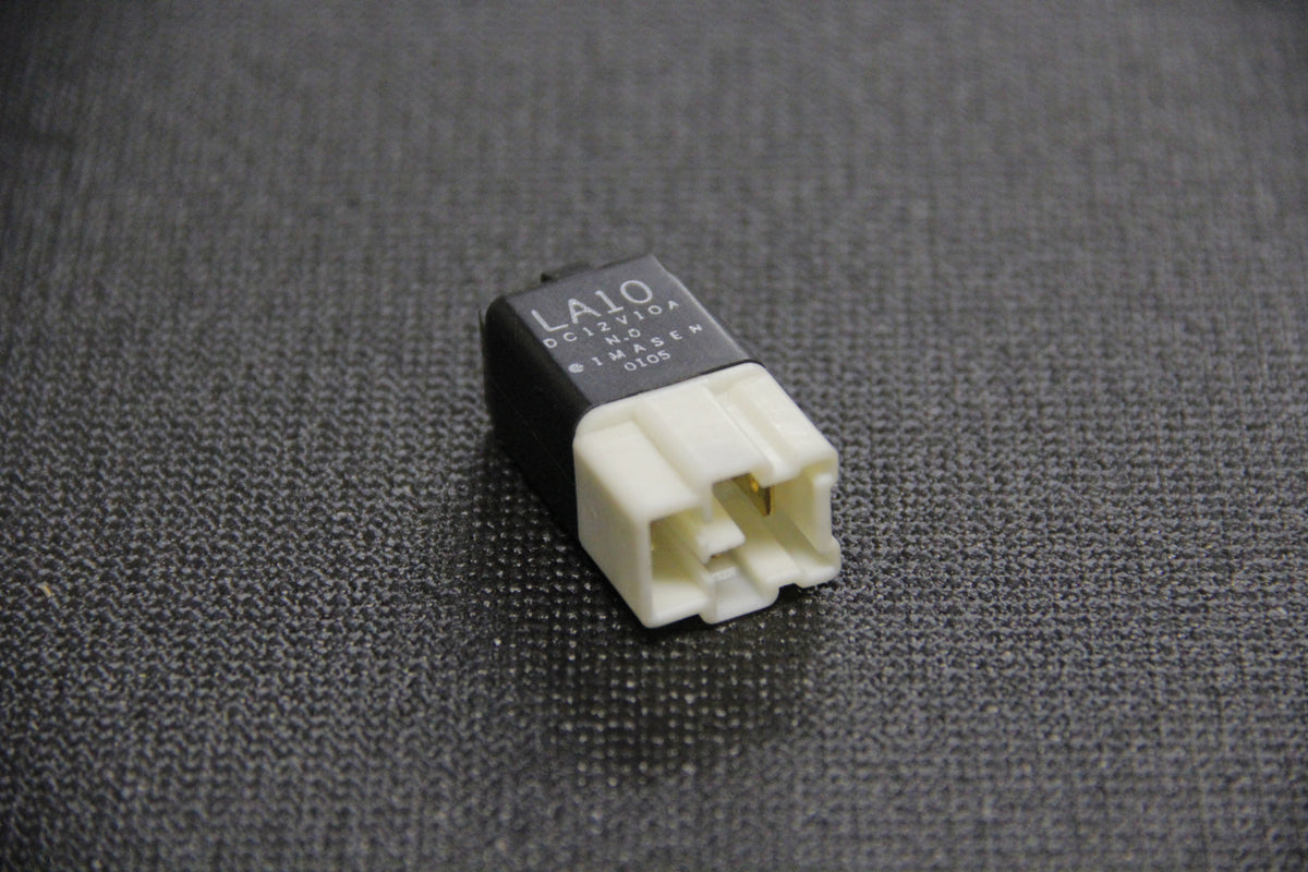 9005 LA10 Horn Relay