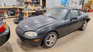 PARTS CAR: 1999 Mazda Miata 144k