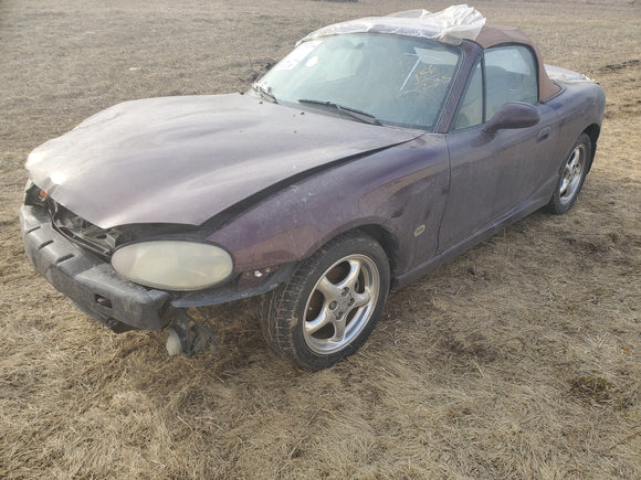 PARTS CAR: 2000 Mazda Miata 182k