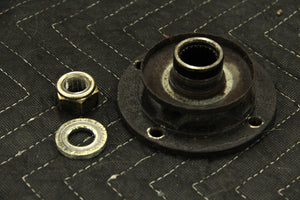90-93 1.6 Differential Pinion Flange