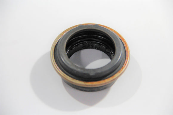 90-05 5/6 Speed Output Seal